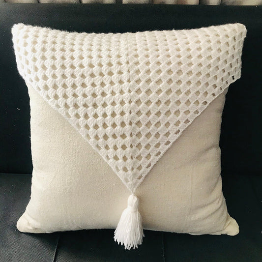 Crochet cushion 40 x 40 cm - MCR28