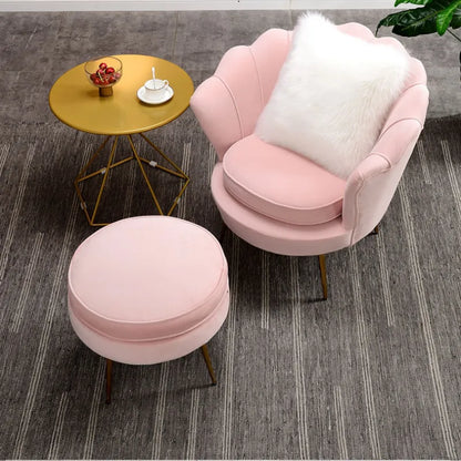 كرسي بذراعين