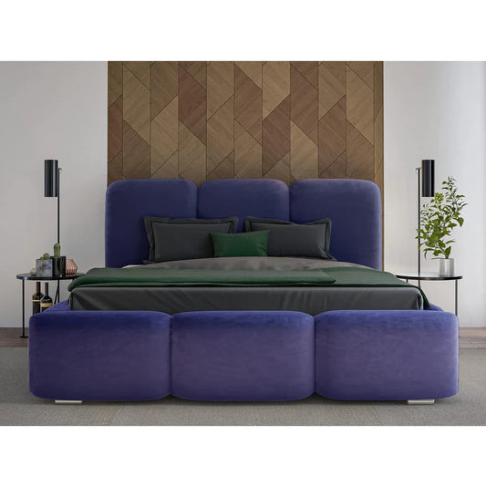 Bed - multiple sizes - TEM138